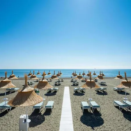 Appartement In Near Beaches *